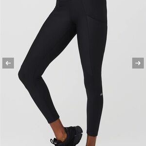 Ribbed Airlift High-Waist 7/8 Enchanted Legging